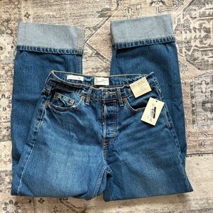 Universal threads MID-RISE 90s BAGGY cuffed jeans size 4